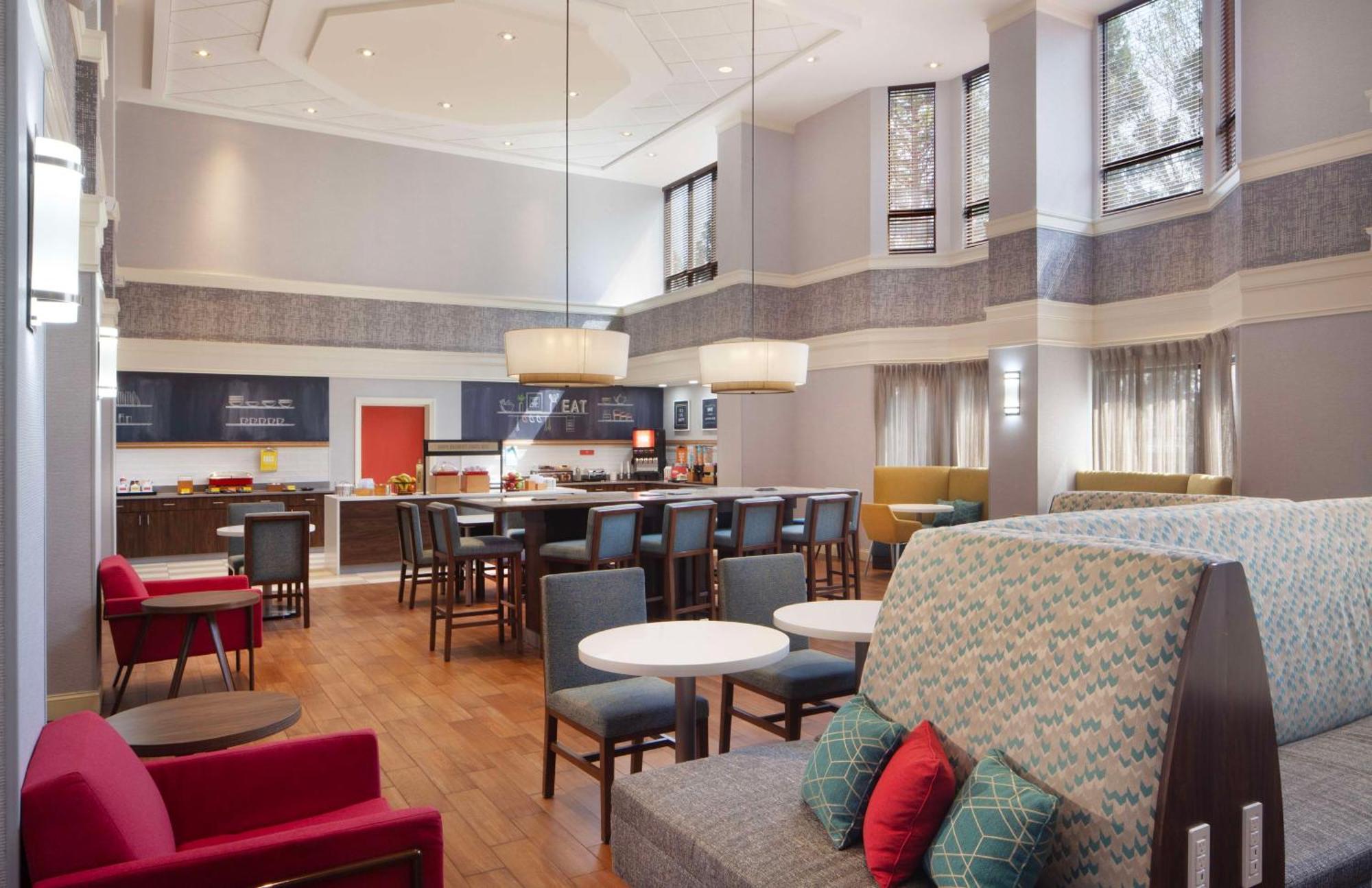 Hampton Inn & Suites-Atlanta Airport North-I-85 Hapeville Zewnętrze zdjęcie